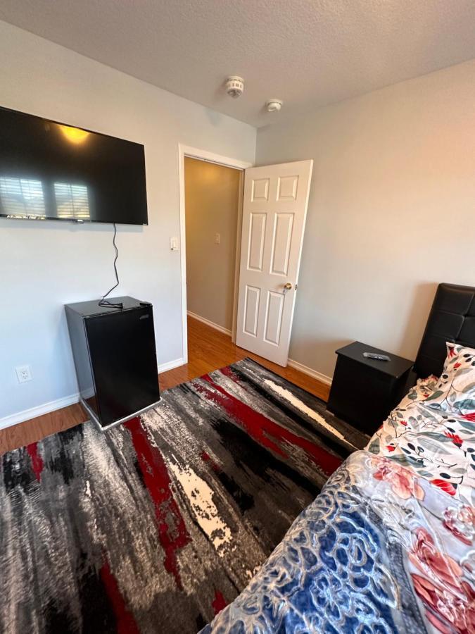 Cmoney Beautiful Home 2 Brampton Eksteriør billede