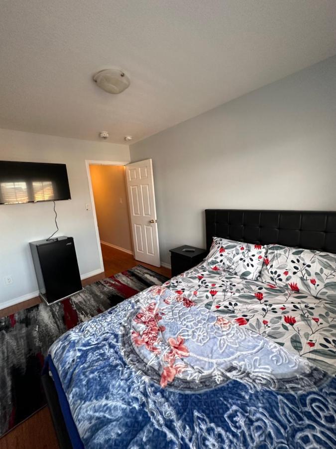 Cmoney Beautiful Home 2 Brampton Eksteriør billede