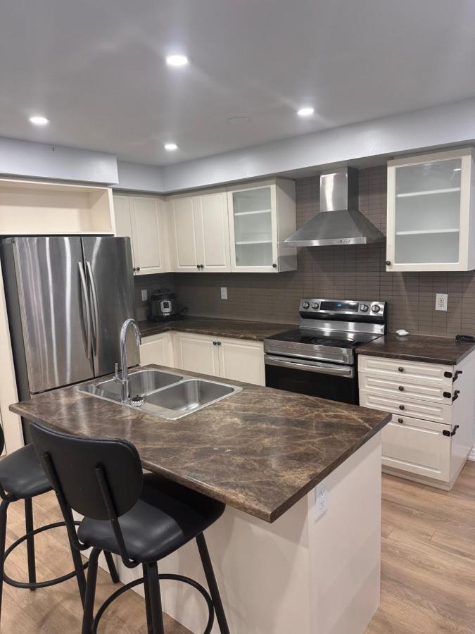 Cmoney Beautiful Home 2 Brampton Eksteriør billede