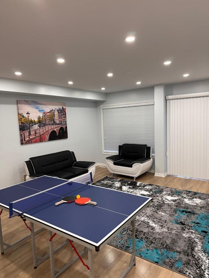 Cmoney Beautiful Home 2 Brampton Eksteriør billede
