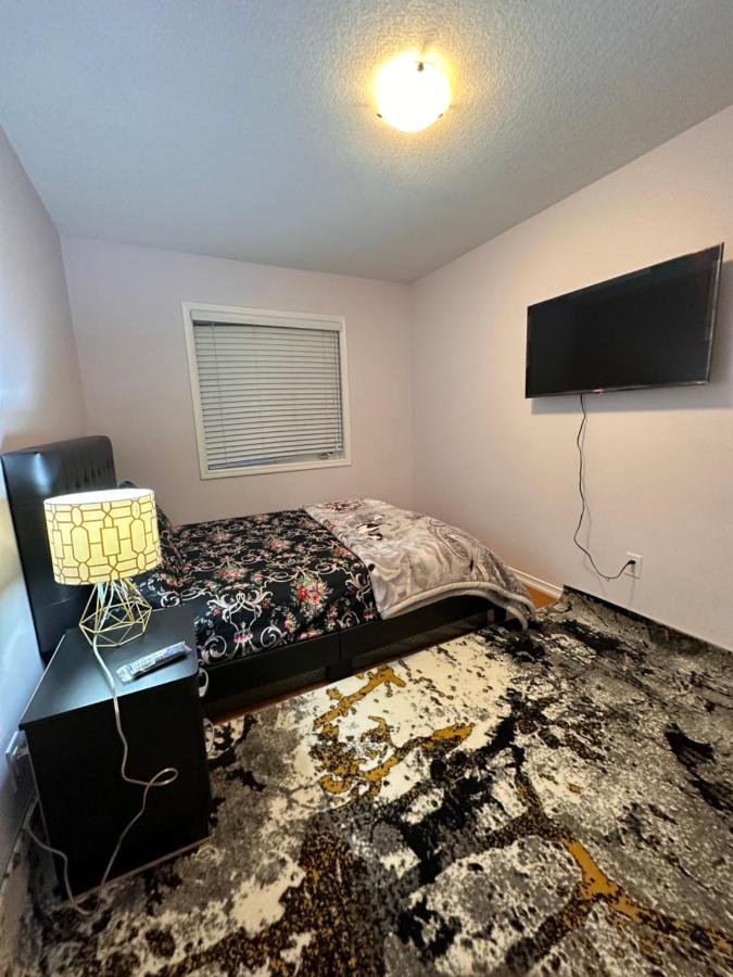 Cmoney Beautiful Home 2 Brampton Eksteriør billede